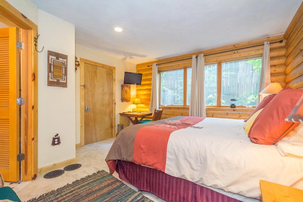 Ann Arbor Bed And Breakfast ภายนอก รูปภาพ