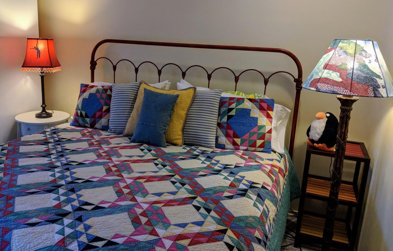 Ann Arbor Bed And Breakfast ภายนอก รูปภาพ